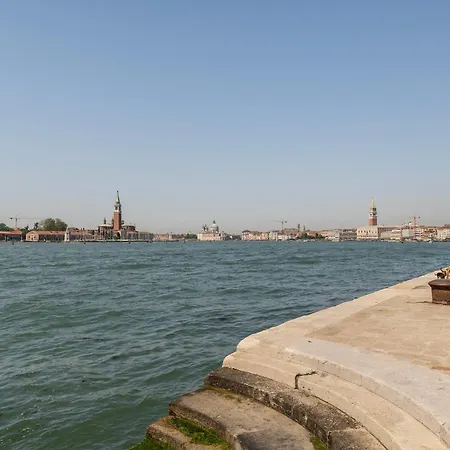Ca'Lina Near Biennale Apartment Venice Exterior photo